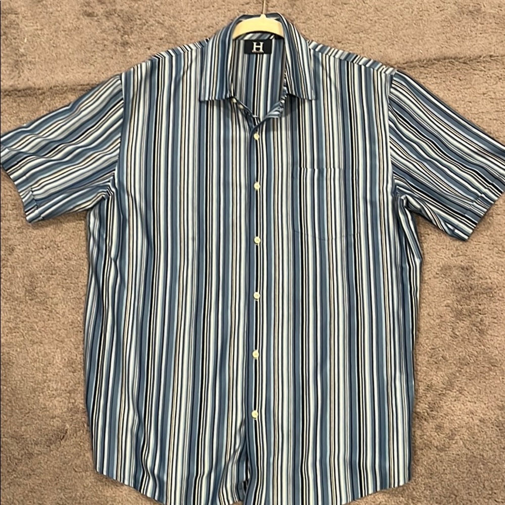 Hilfiger blue and white short sleeve shirt